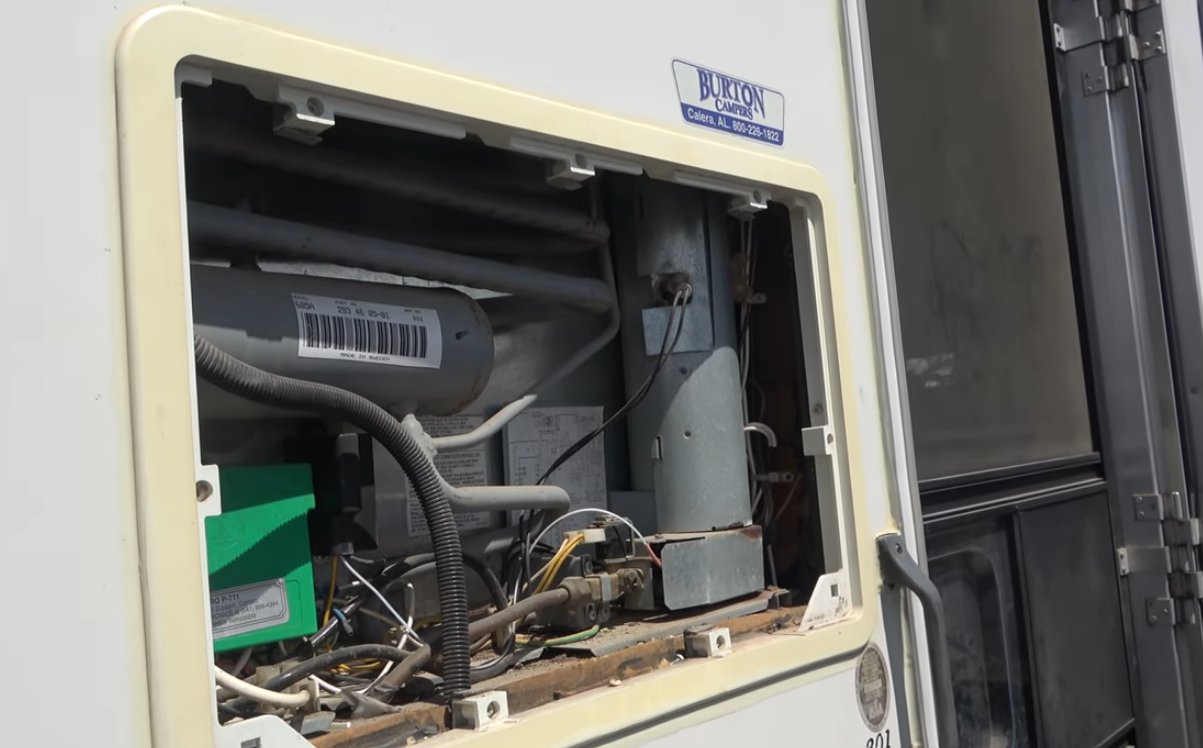 RV refrigerator repair and troubleshooting Dometic Norcold units in Fort Pierce FL