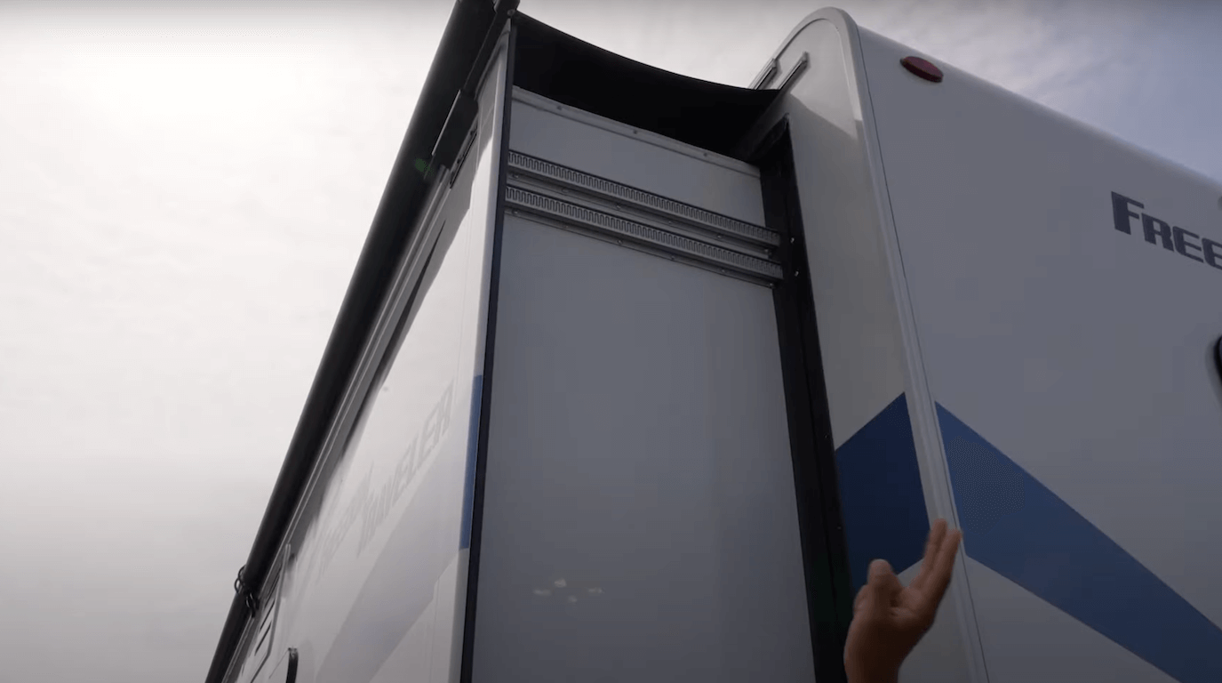 RV slideout motor diagnosis and replacement at campground near Fort Pierce